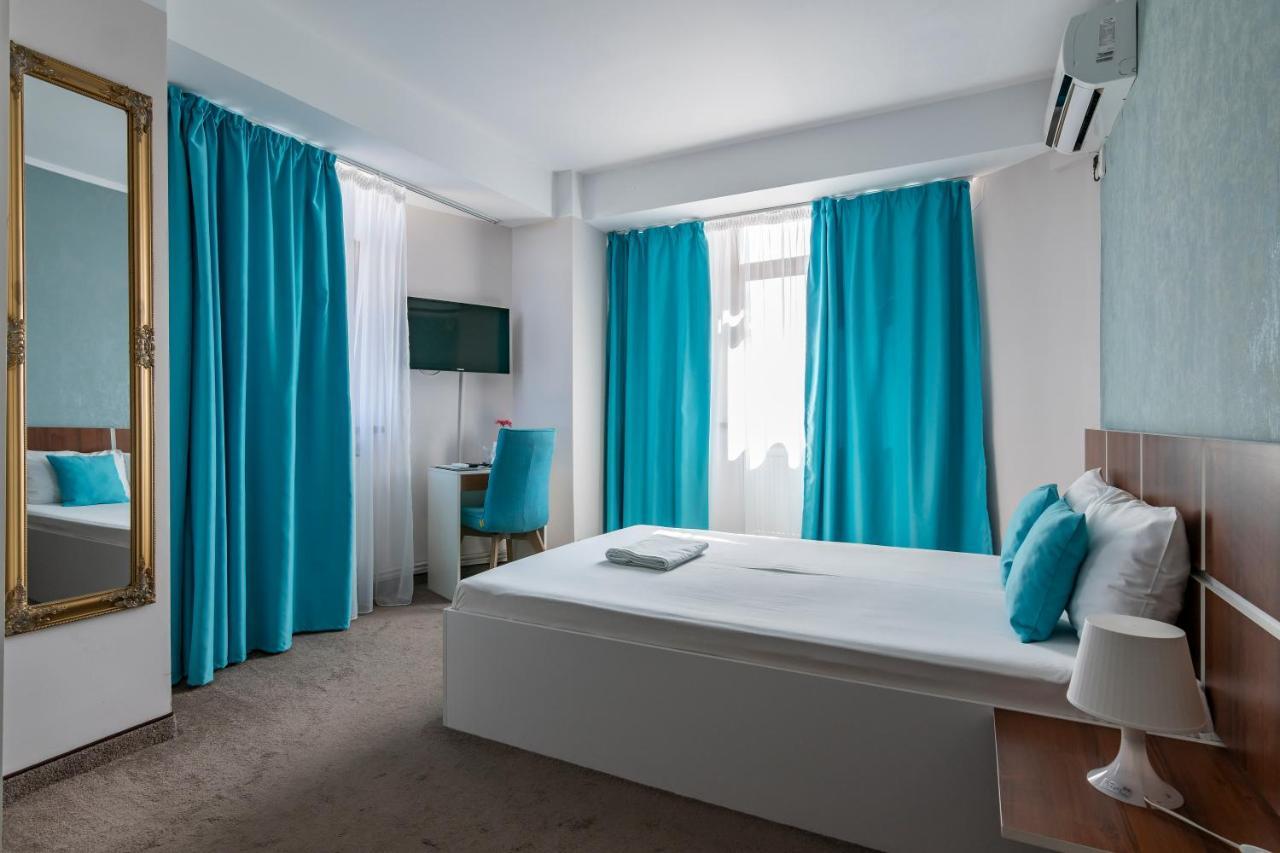 Hotel Bordeaux Galaţi エクステリア 写真