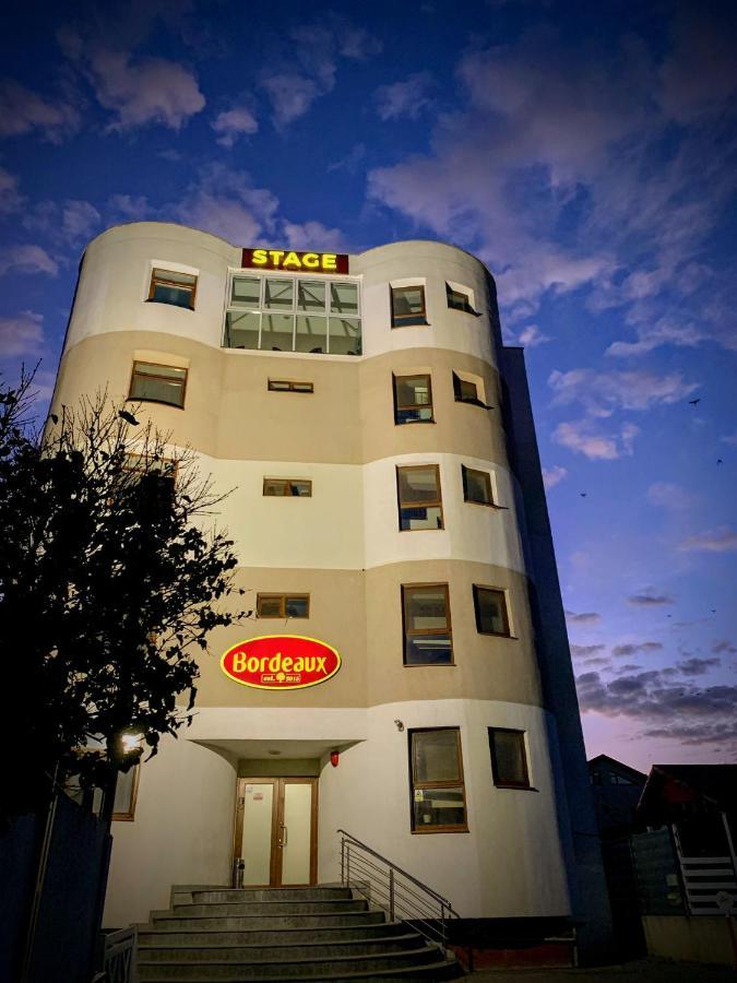 Hotel Bordeaux Galaţi エクステリア 写真