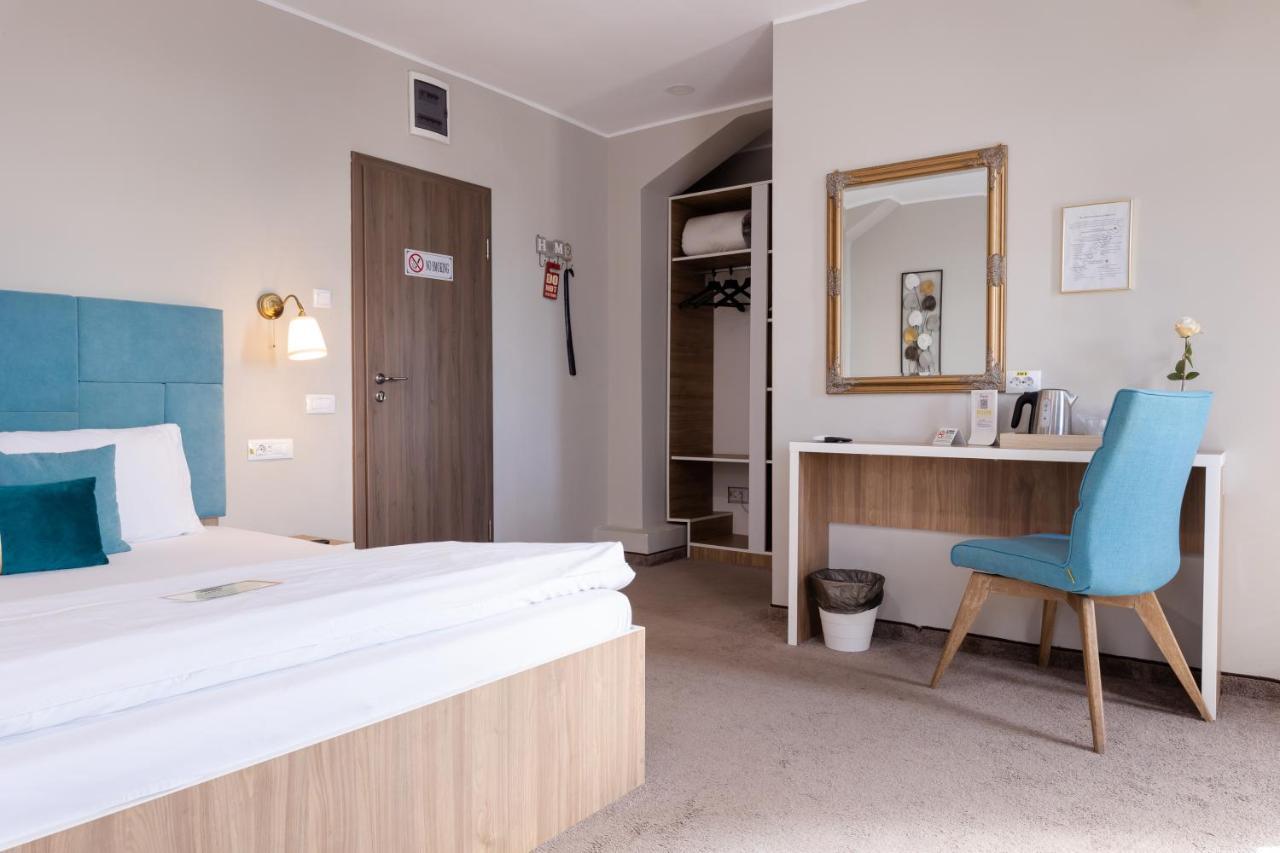 Hotel Bordeaux Galaţi エクステリア 写真
